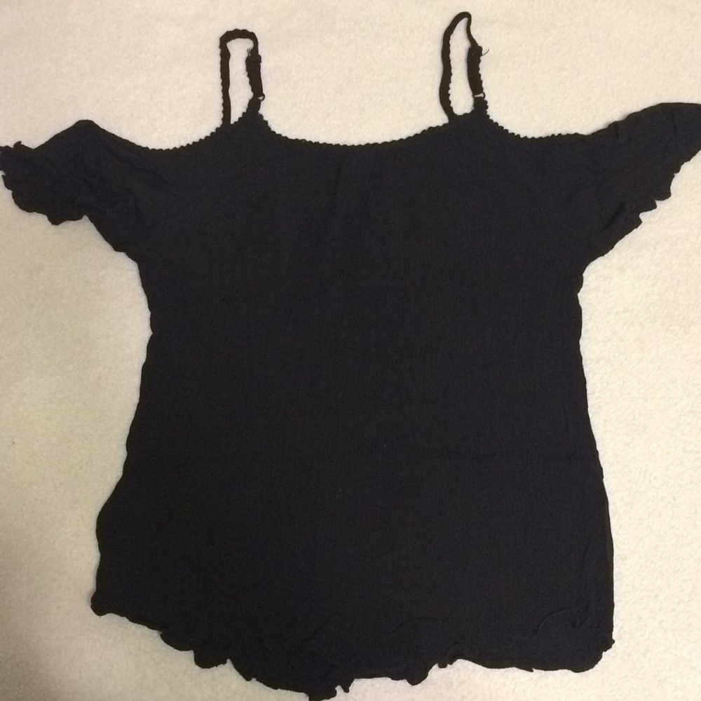 Cold Shoulder Top [S] - Picture 7 of 7
